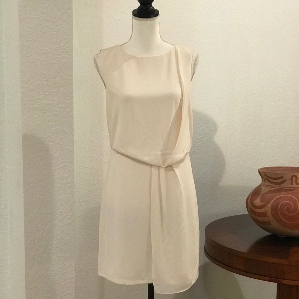 🔥🔥Halston Mock Drape Front Crepe Dress